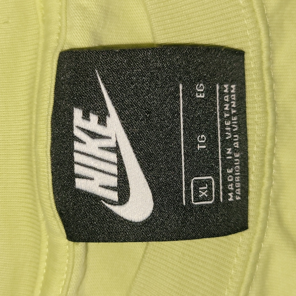 Nike. Women's crop-top tee shirt. Size XL - Picture 6 of 10